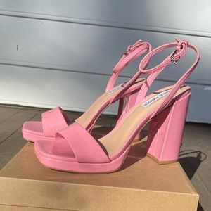 Steve Madden Camaron Pink Patent Heels 💕💕